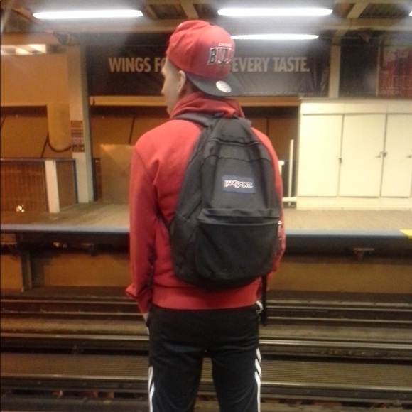 Meet your Posher, Lionard - Picture 1 of 1